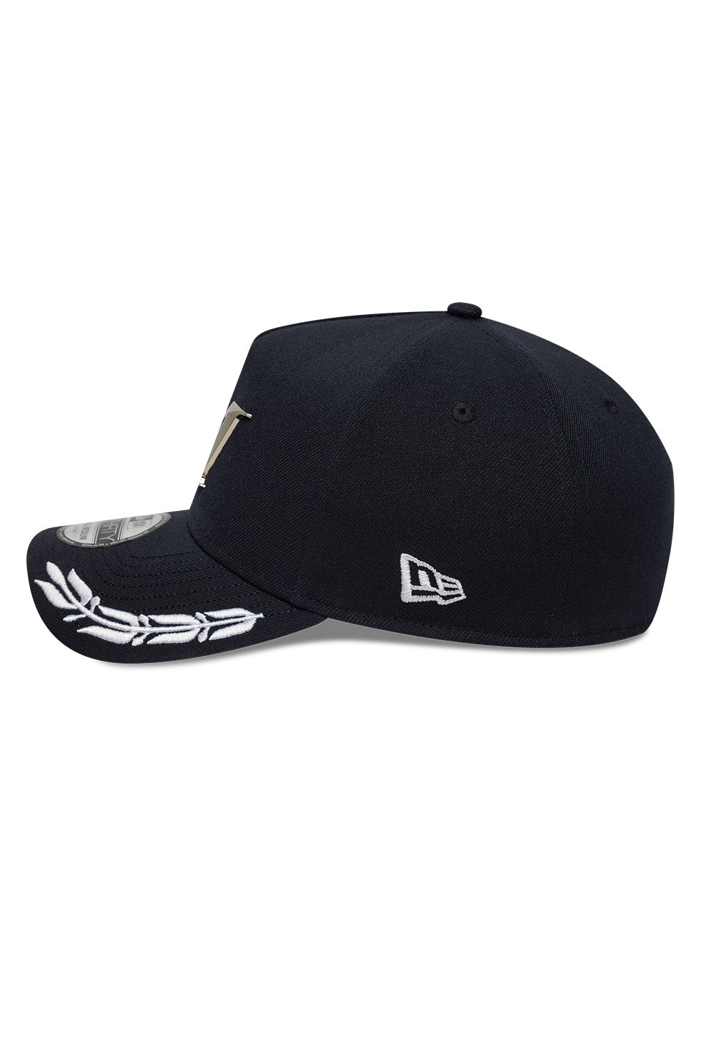 MAINS x New Era Chrome M Badge 39Thirty Fitted Cap